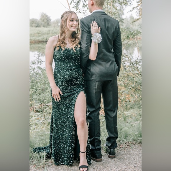 Morilee Emerald green sequins prom dress size 4 - Picture 1 of 2